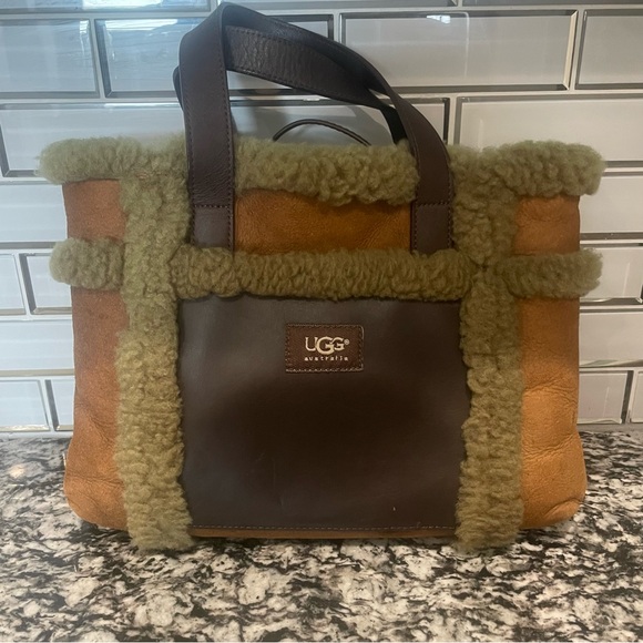 UGG Australia Suede Leather Shearling Sherpa Sheepskin Top Handle Tote Handbag - Picture 1 of 14